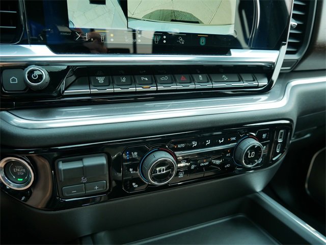 2025 Chevrolet Silverado 3500HD High Country photo 20