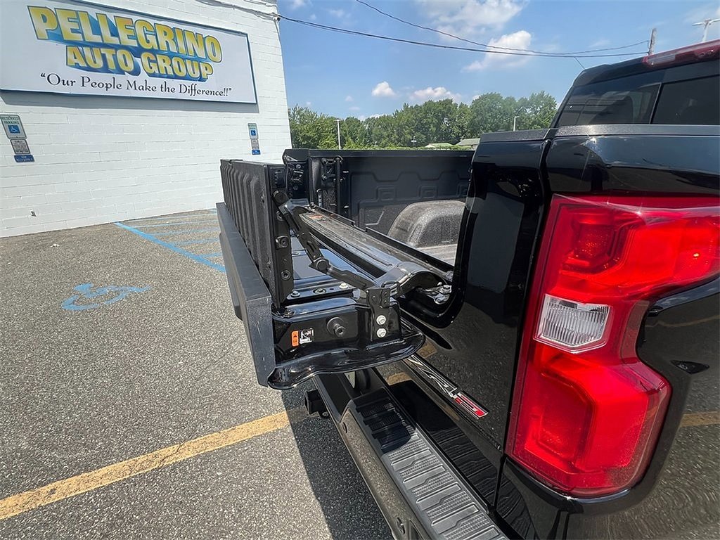 2023 Chevrolet Silverado 1500 ZR2 photo 12