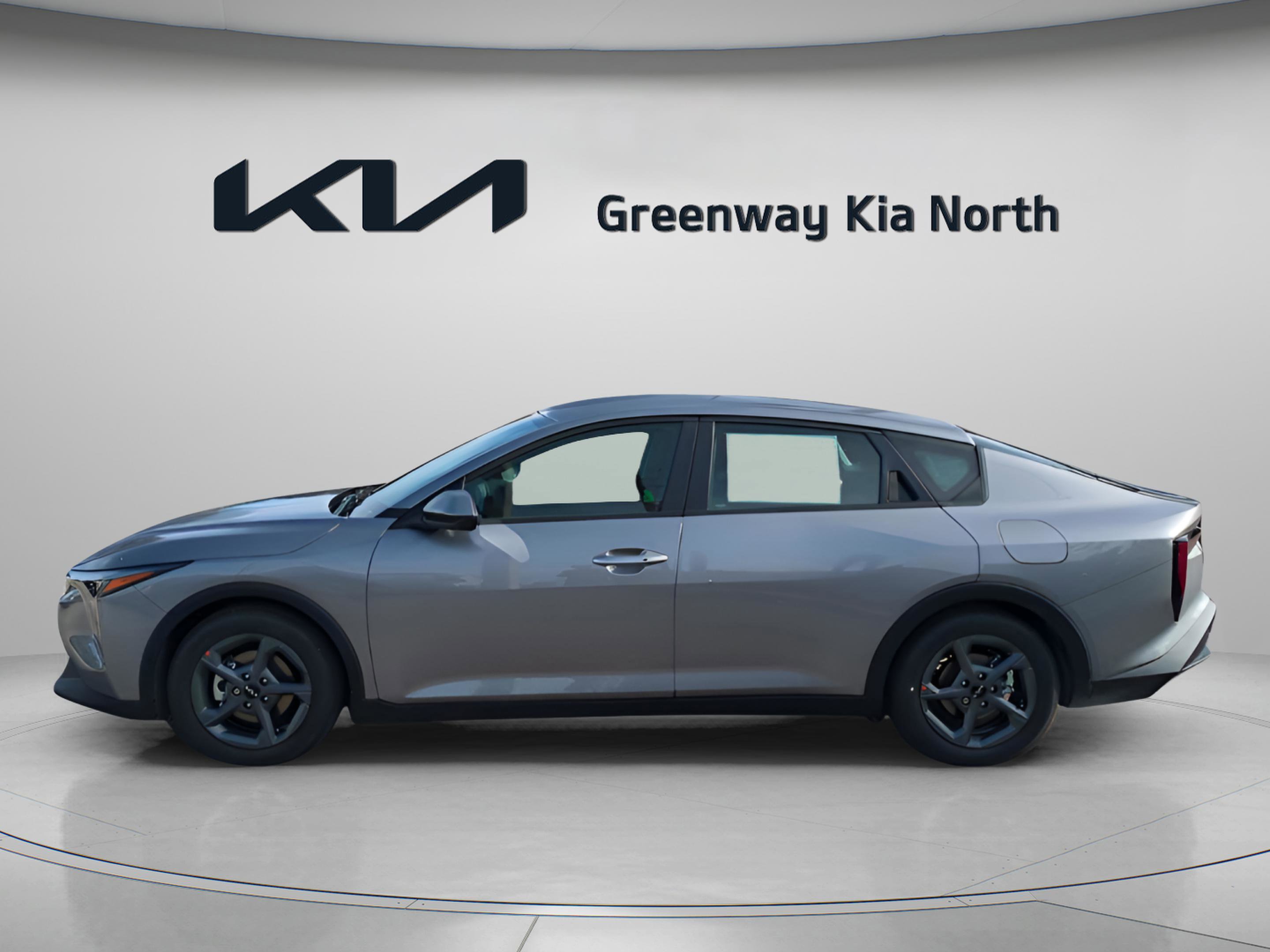 2025 Kia K4 LXS photo 4