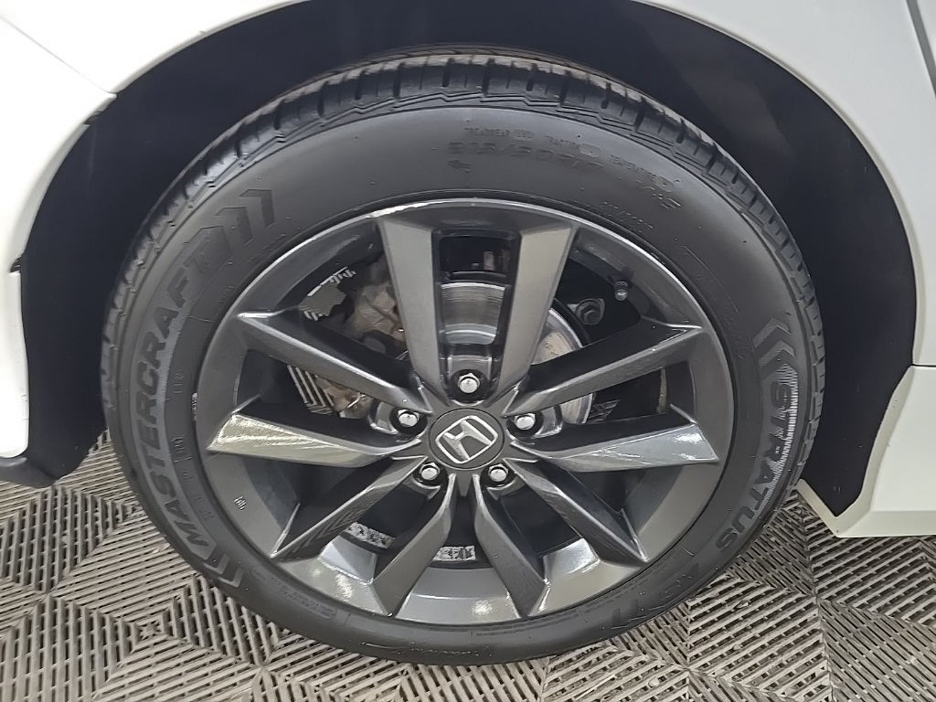 2020 Honda Civic EX-L photo 13