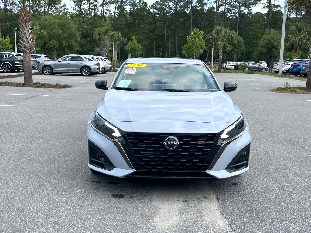 2024 Nissan Altima 2.5 SR photo 2