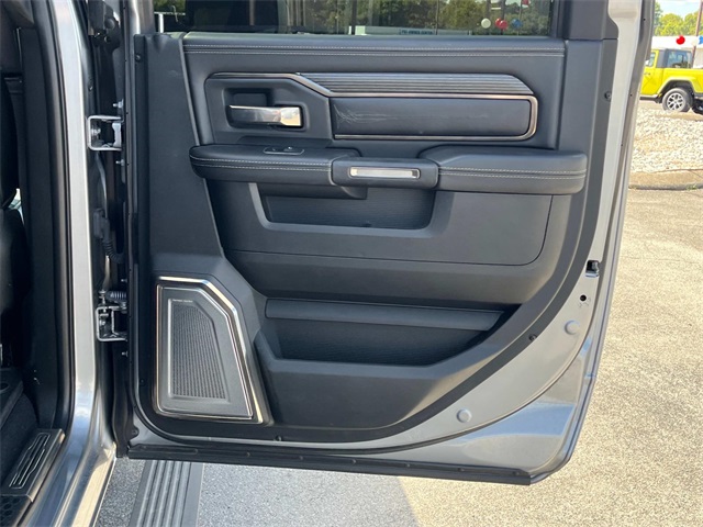2021 Ram 3500 Limited photo 7