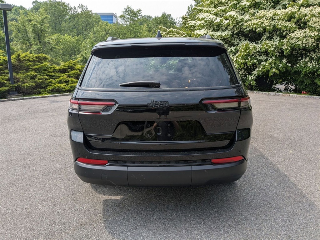 2025 Jeep Grand Cherokee Altitude X photo 3