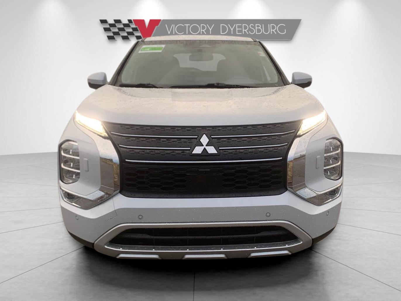 2024 Mitsubishi Outlander SE Ralliart photo 2