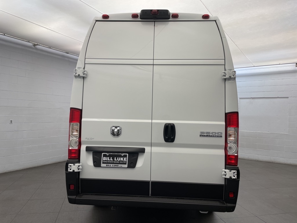 2025 Ram ProMaster 3500 photo 3