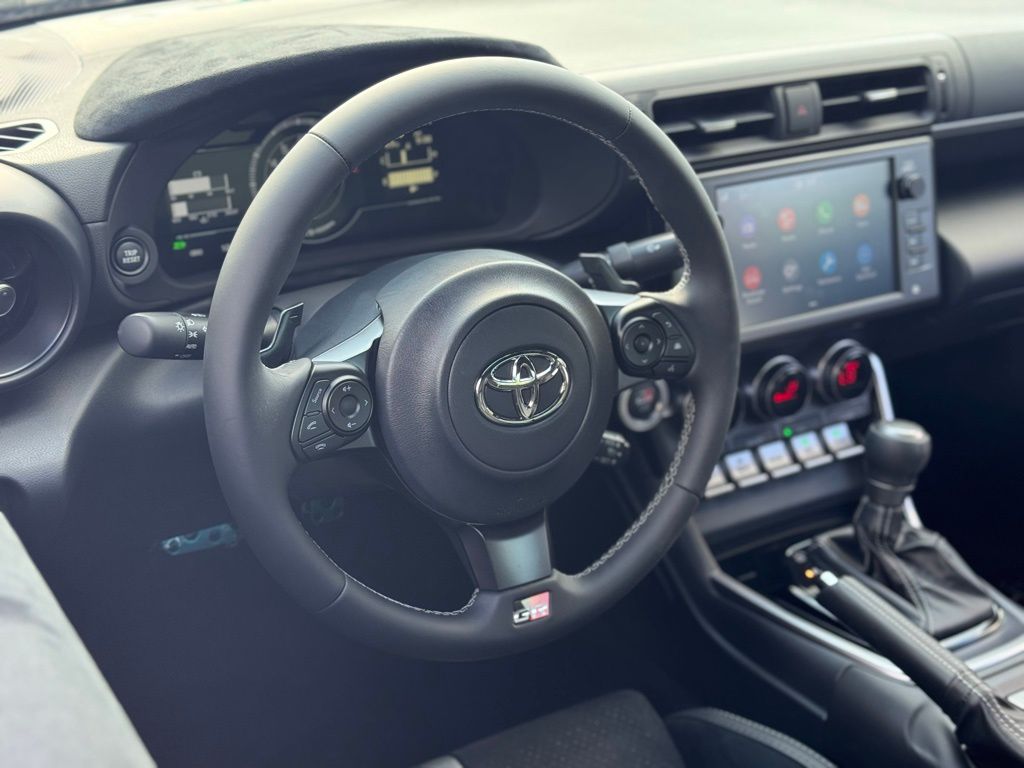 2025 Toyota GR86 Premium photo 18