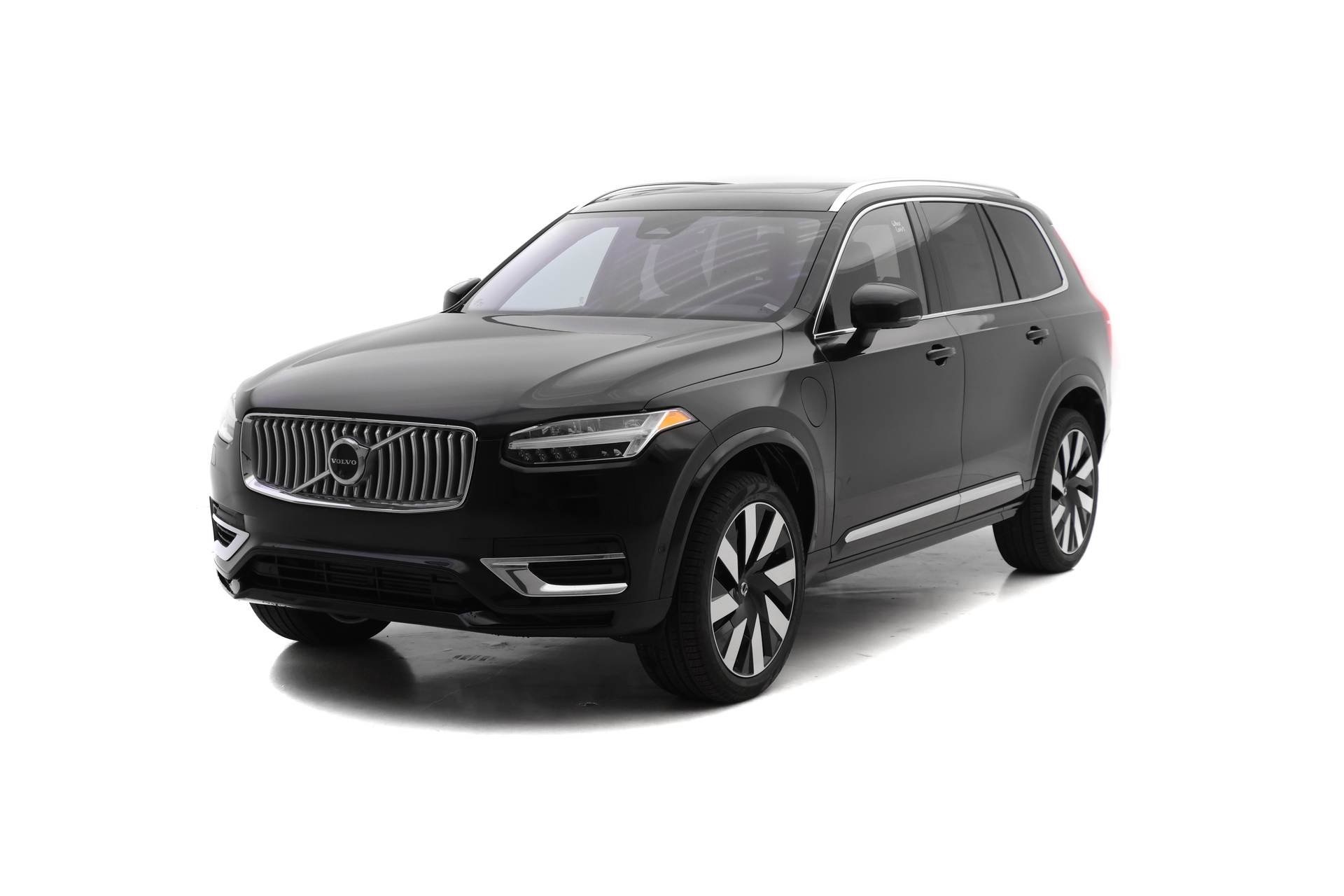 2025 Volvo XC90 Plus's photo