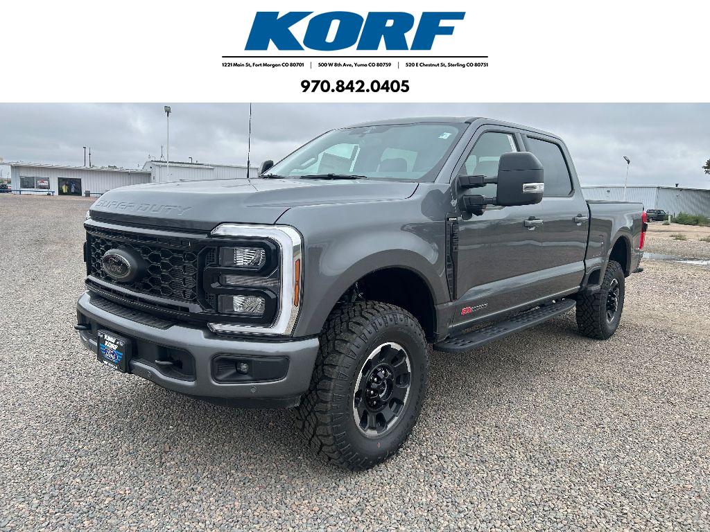 2025 Ford F-350 Super Duty Lariat's photo