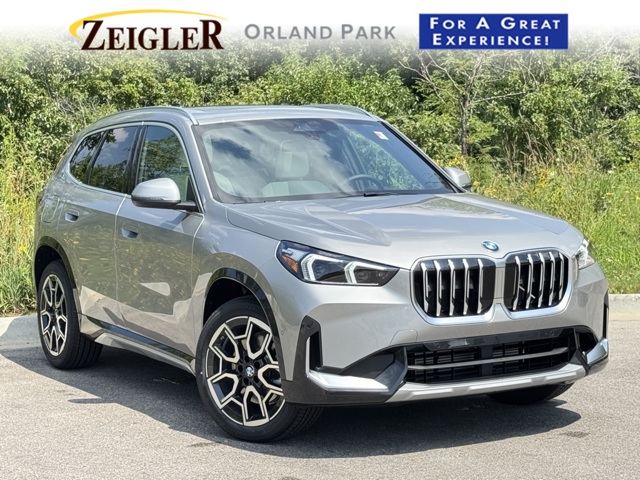 2026 BMW X1 28i's photo