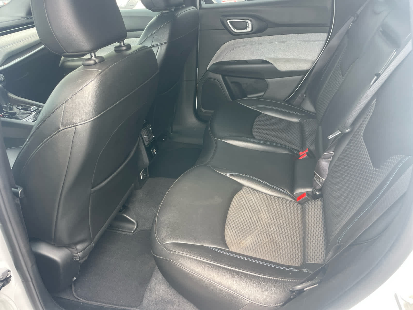 2024 Jeep Compass Latitude photo 8