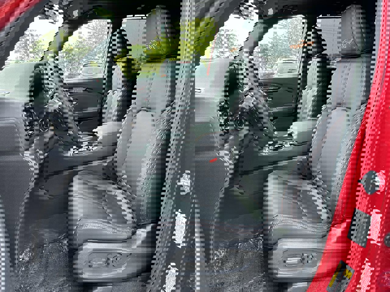 2025 Honda Pilot TrailSport photo 11