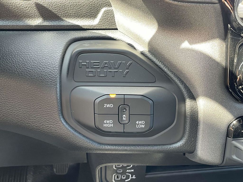 2025 Ram 2500 Tradesman photo 35