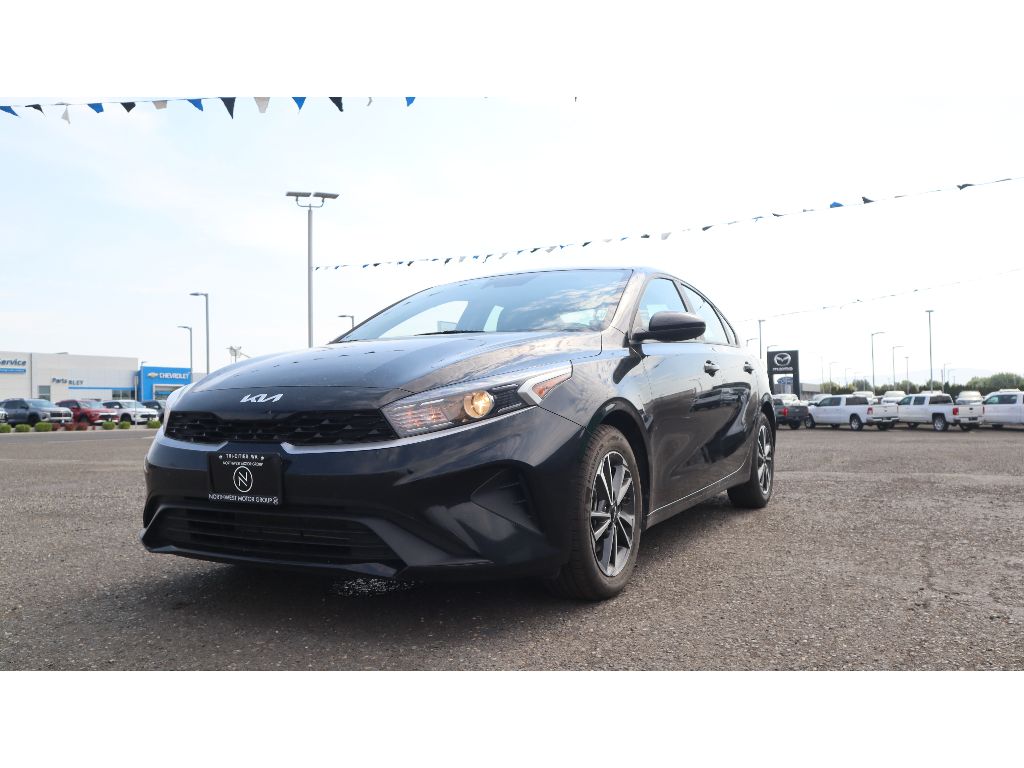 2023 Kia Forte LXS photo 29