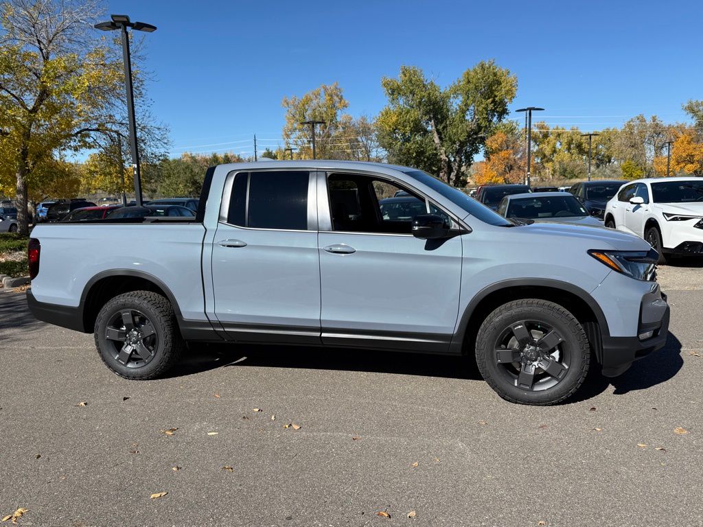 2026 Honda Ridgeline TrailSport photo 3
