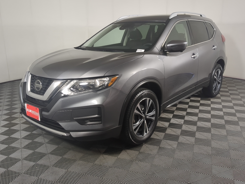 2019 Nissan Rogue SV photo 4