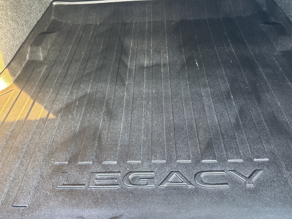 2017 Subaru Legacy 2.5i Premium photo 22