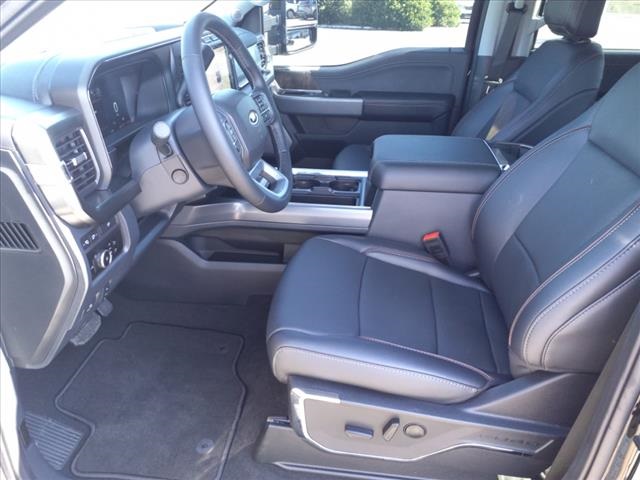 2024 Ford F-250 Lariat photo 4