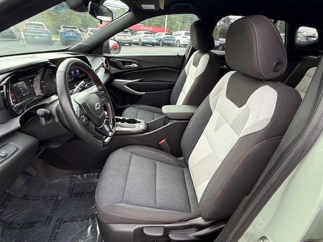 2024 Chevrolet Trax photo 10