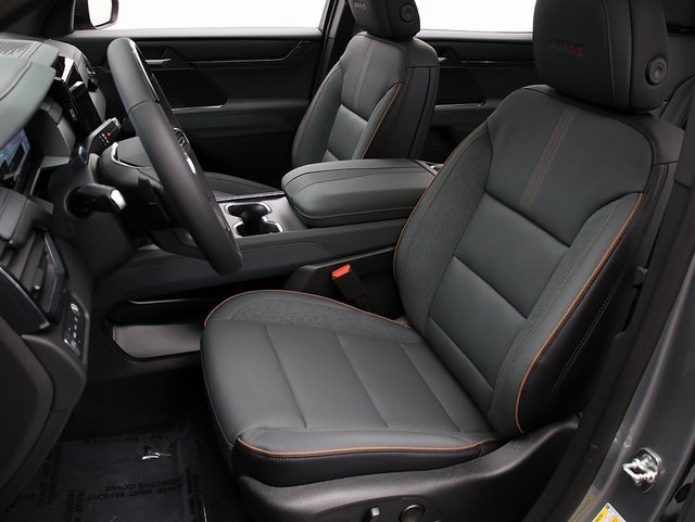 2026 Gmc Acadia AT4 photo 9