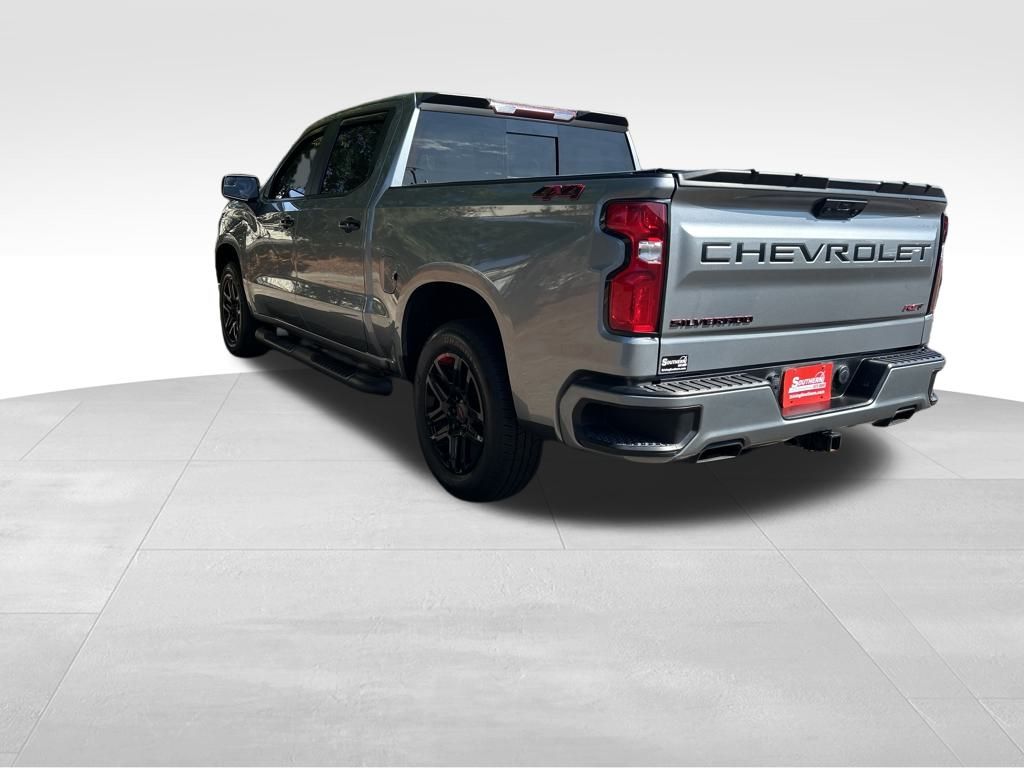 2023 Chevrolet Silverado 1500 RST photo 4
