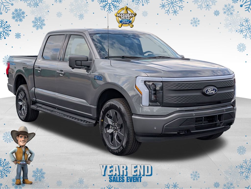 2025 Ford F-150 Lightning Flash's photo