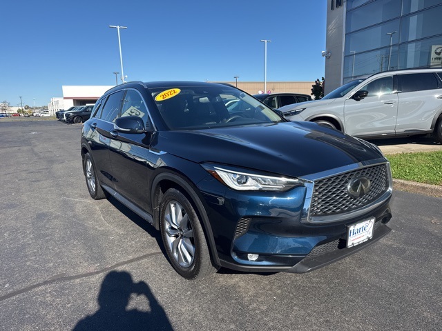 2022 Infiniti QX50 Luxe photo 3