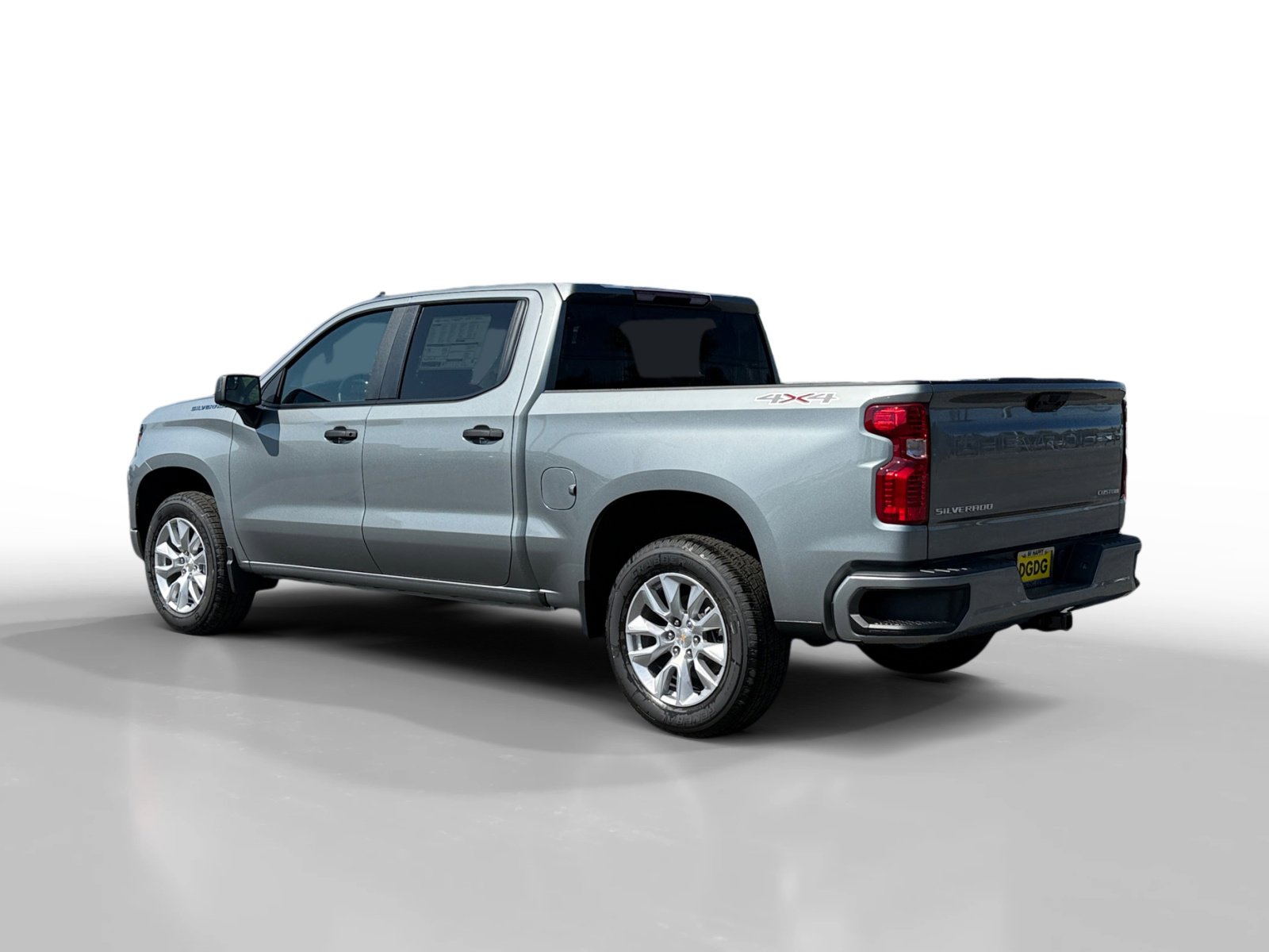2026 Chevrolet Silverado Custom photo 3