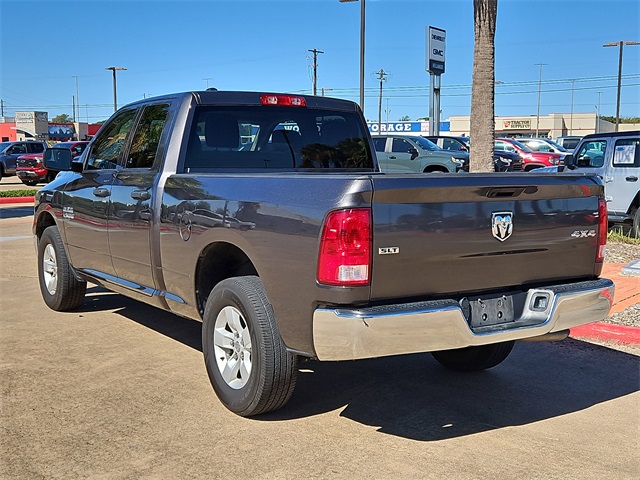 2024 Ram 1500 Classic SLT photo 3