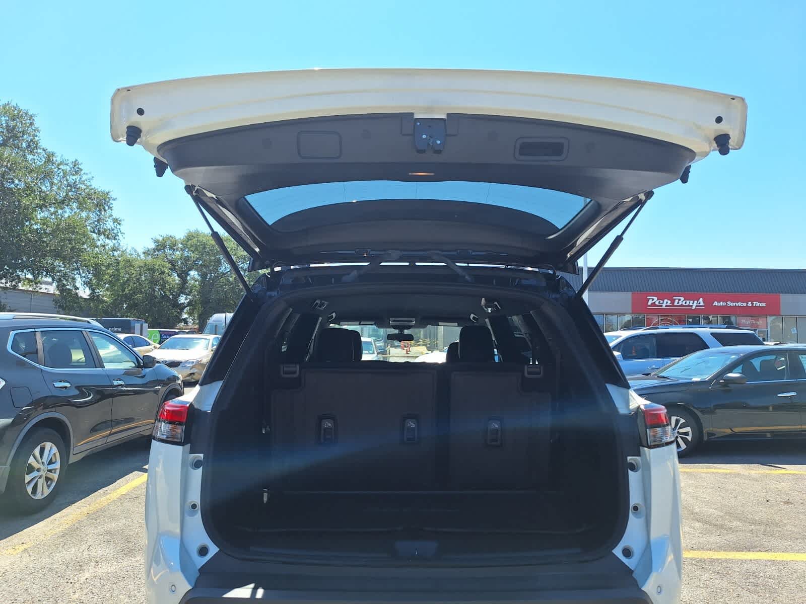 2024 Nissan Pathfinder Rock Creek photo 24