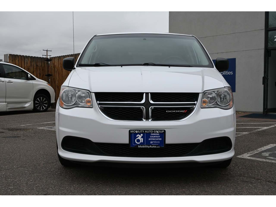 2016 Dodge Grand Caravan SE photo 4