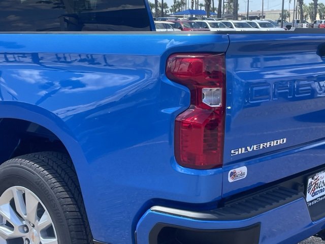 2026 Chevrolet Silverado 1500 Custom photo 10