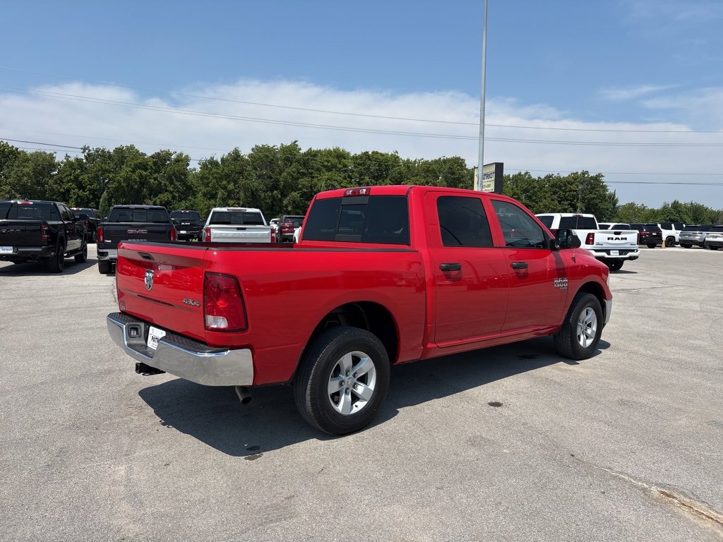 2023 Ram 1500 Classic SLT photo 3