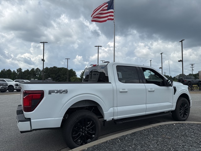2025 Ford F-150 XLT photo 12
