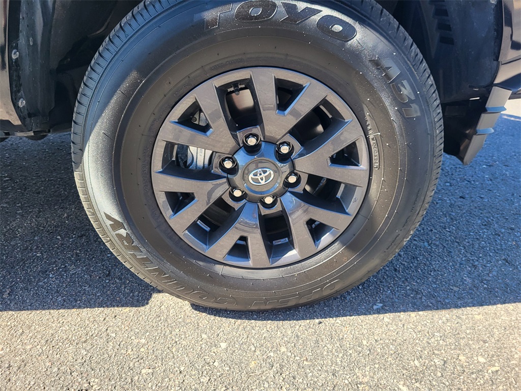 2021 Toyota Tacoma SR5 photo 22