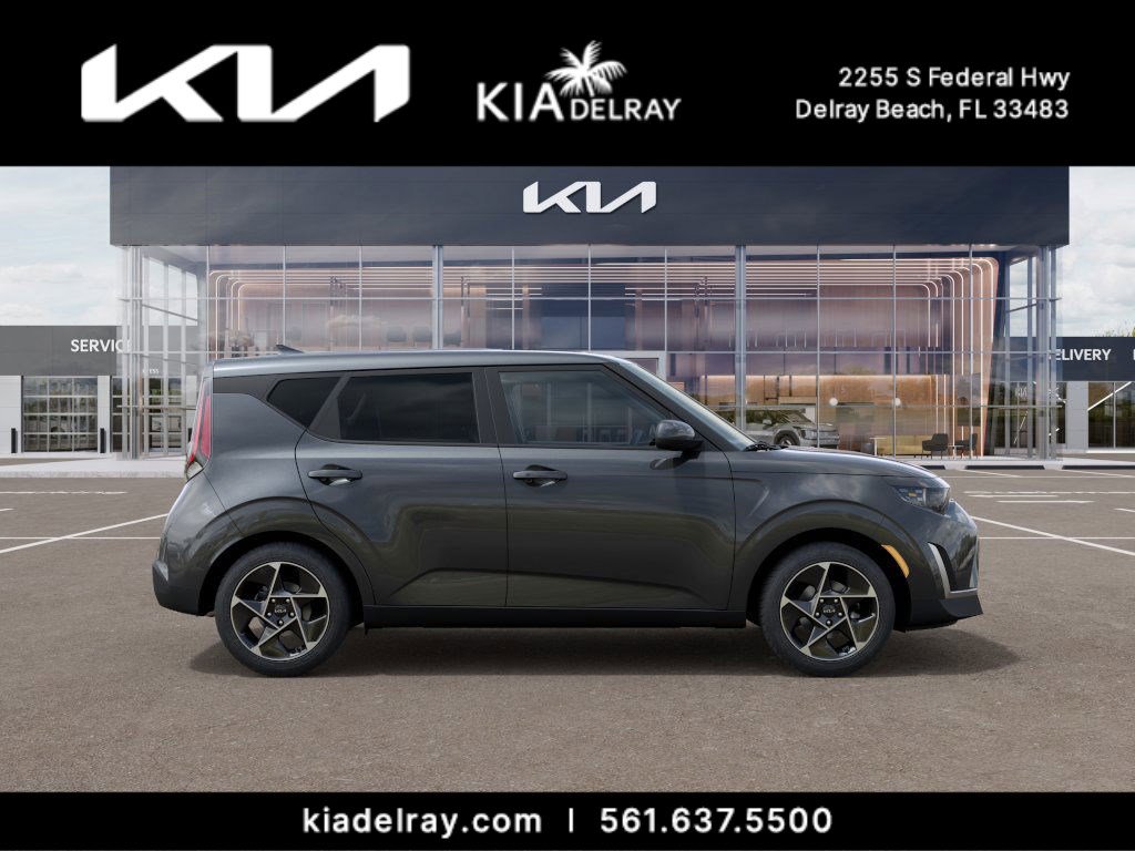 2025 Kia Soul EX photo 3