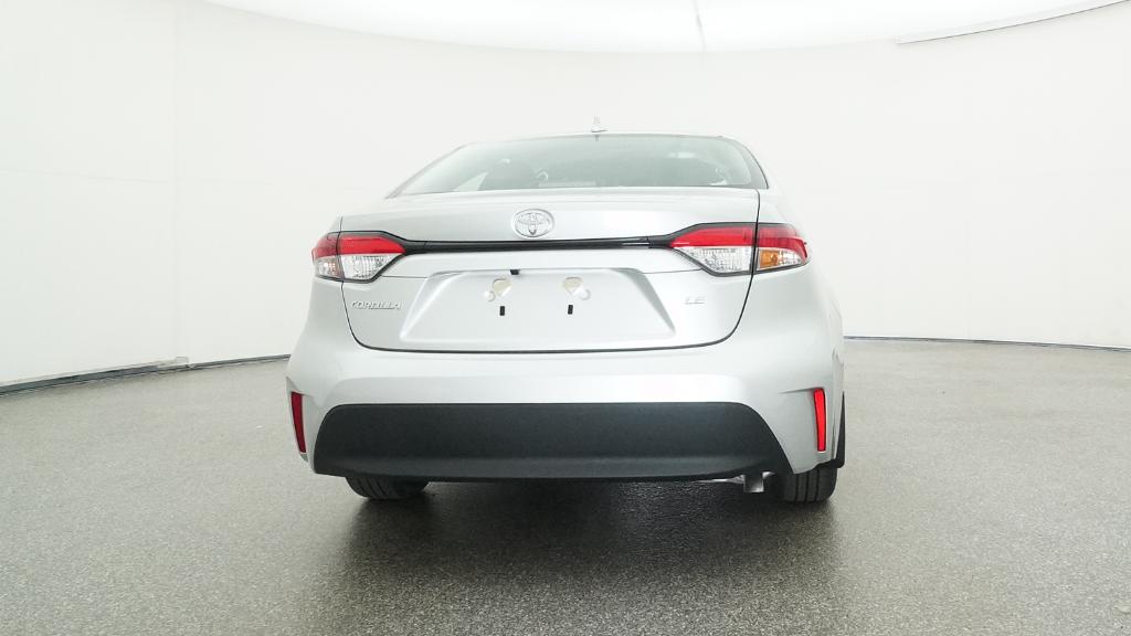 2025 Toyota Corolla LE photo 17