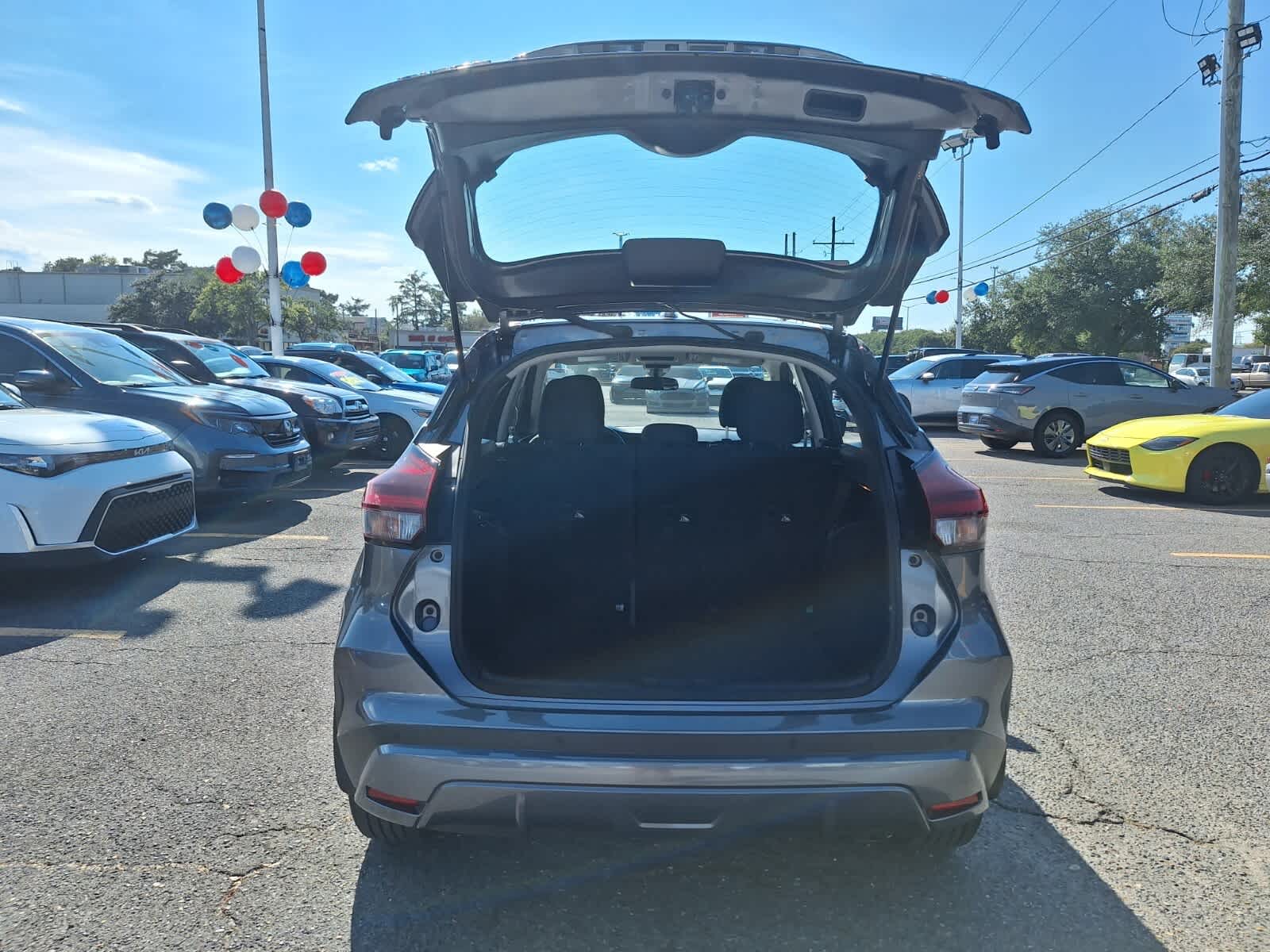2023 Nissan Kicks SV photo 24