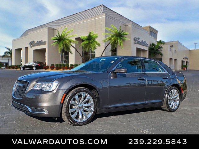 2016 Chrysler 300 Limited