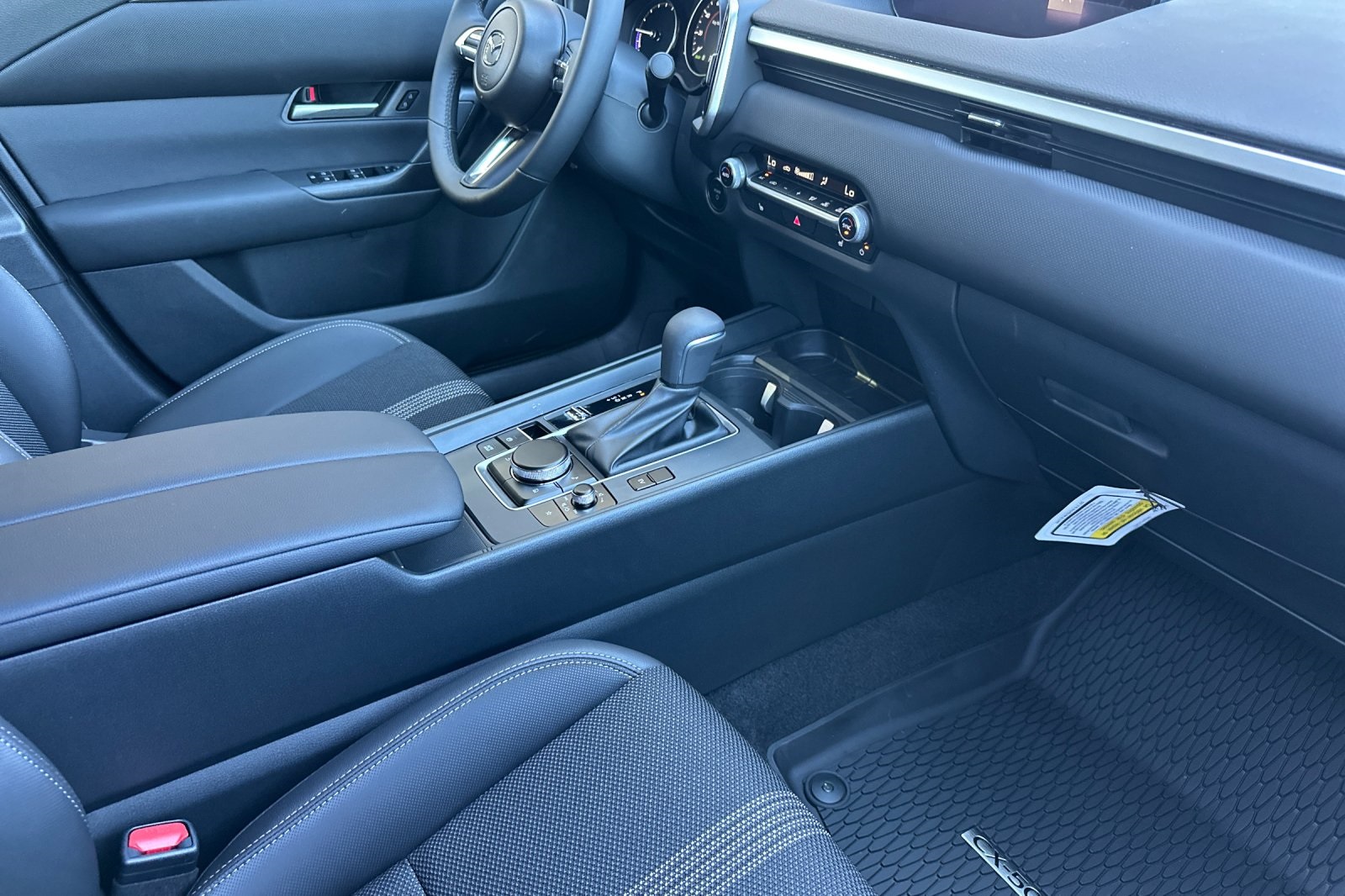 2025 Mazda CX-50 Preferred photo 15