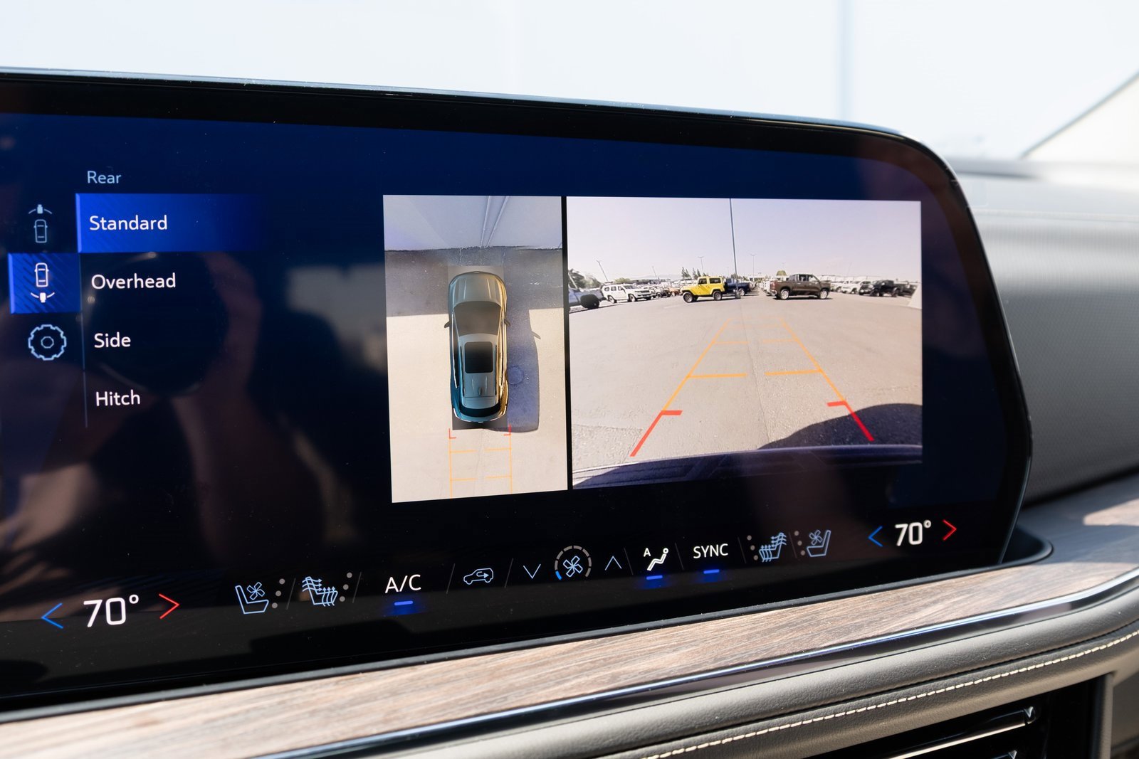 2025 Chevrolet Tahoe Premier photo 4