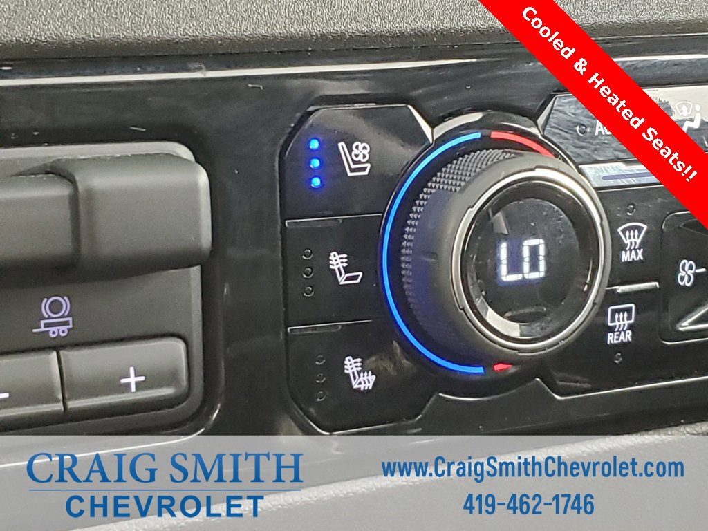 2023 Chevrolet Silverado 1500 High Country photo 3