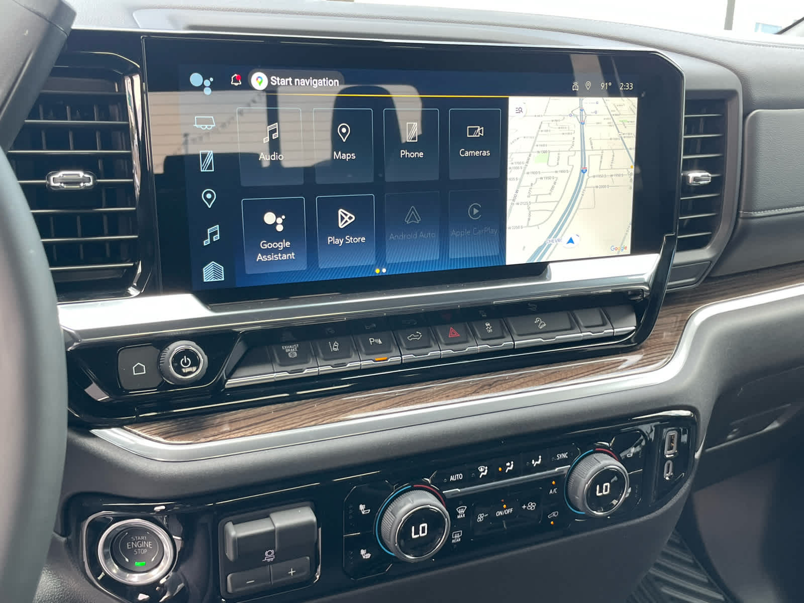 2025 Chevrolet Silverado 3500HD LT photo 31