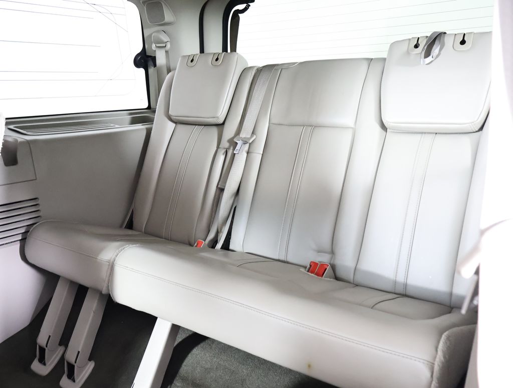 2016 Lincoln Navigator Select photo 11