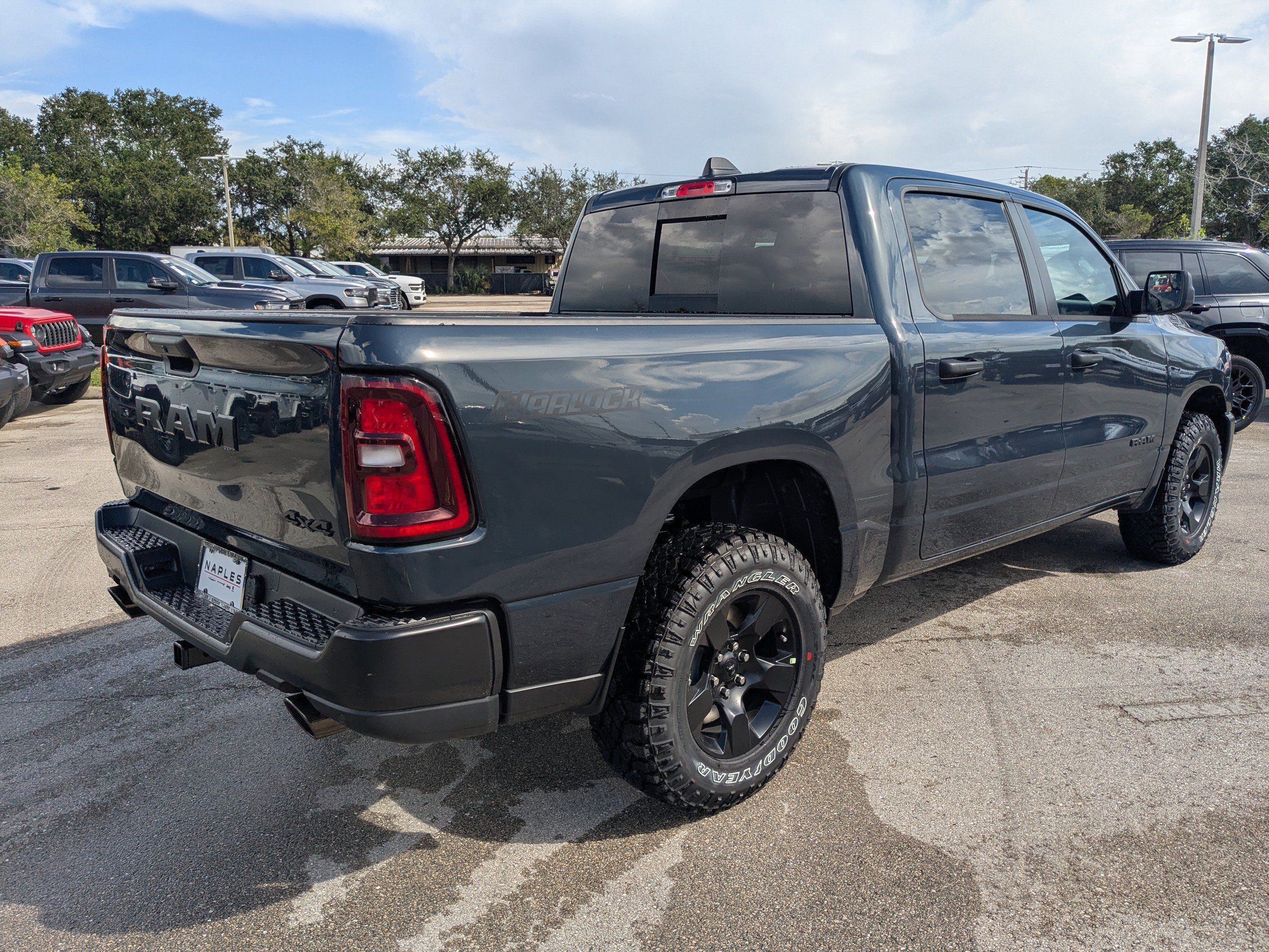 2026 Ram 1500 Warlock photo 4