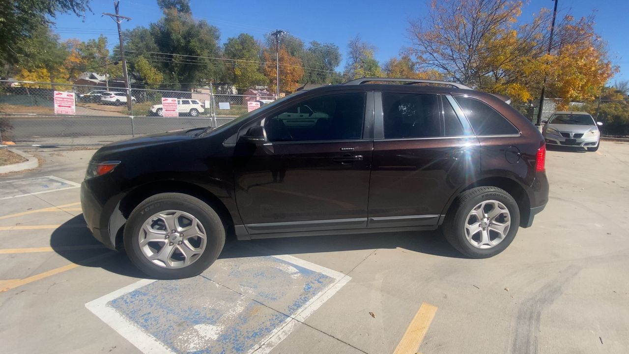 2014 Ford Edge SEL photo 4