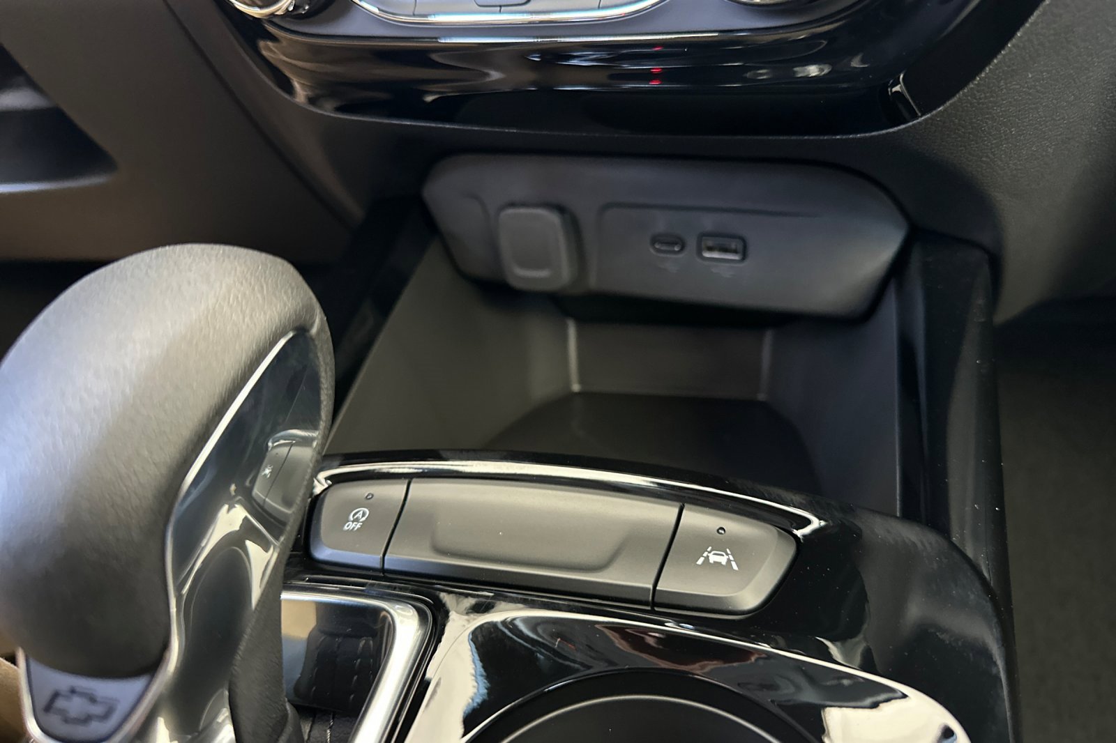 2025 Chevrolet Trax photo 25