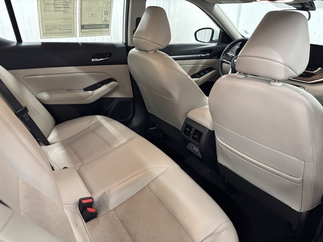 2023 Nissan Altima 2.5 SL photo 17