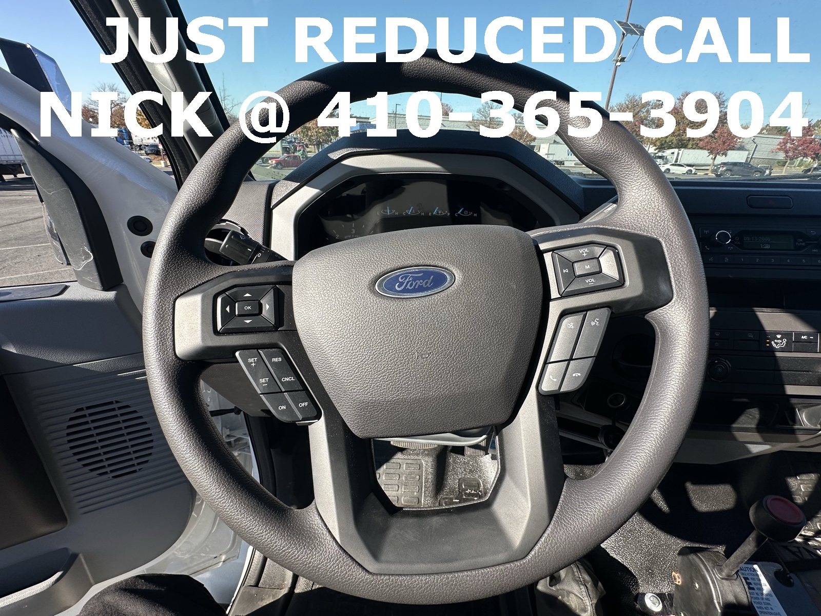 2025 Ford F-650 Base photo 9