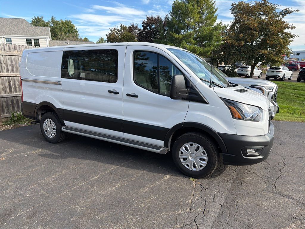 2024 Ford Transit photo 4