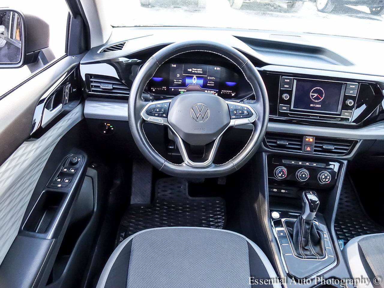 2024 VOLKSWAGEN TAOS - Image 10